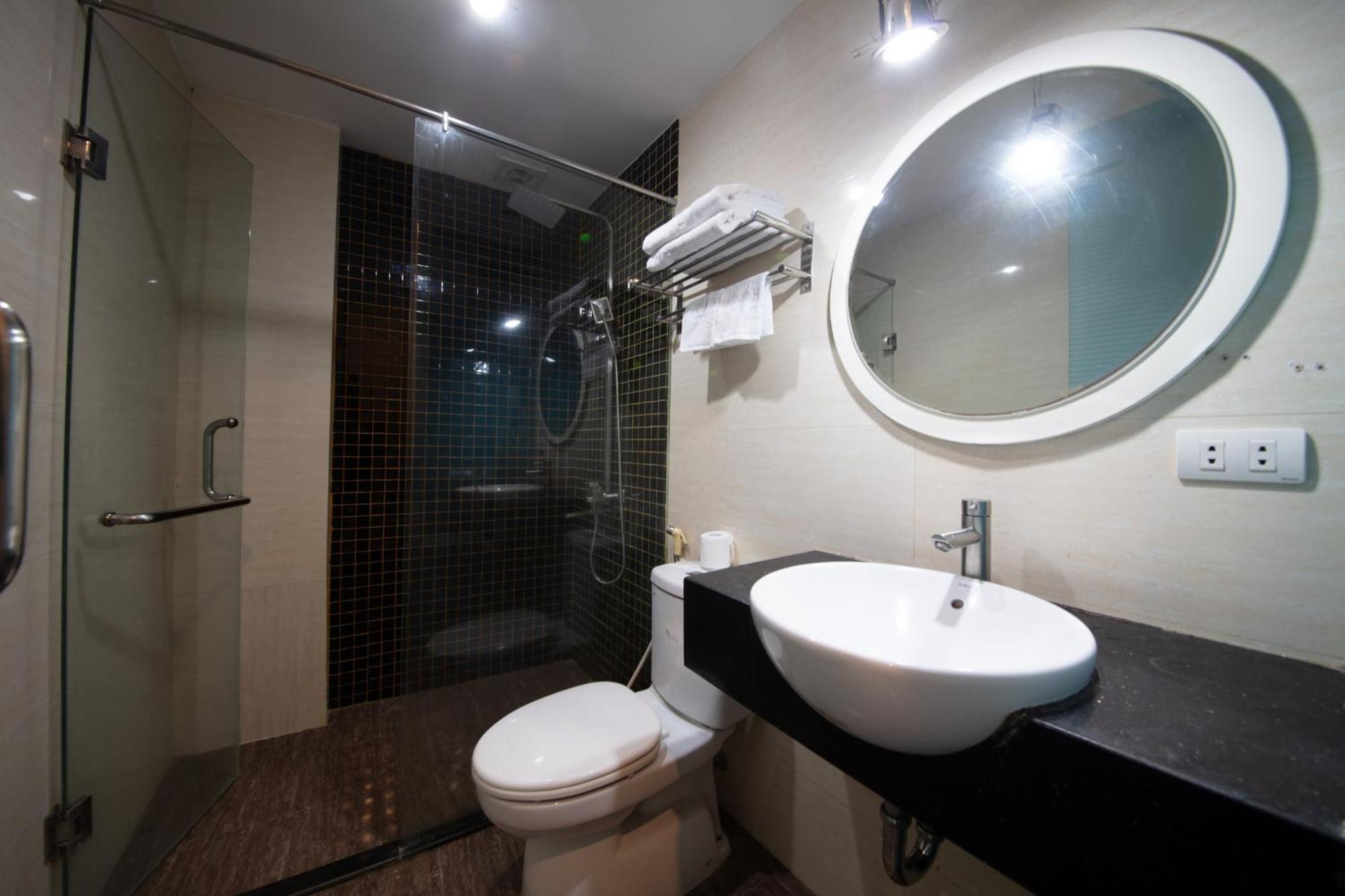 Omina Hanoi Hotel & Travel ภายนอก รูปภาพ