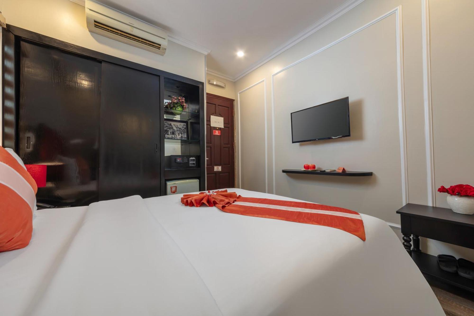 Omina Hanoi Hotel & Travel ภายนอก รูปภาพ