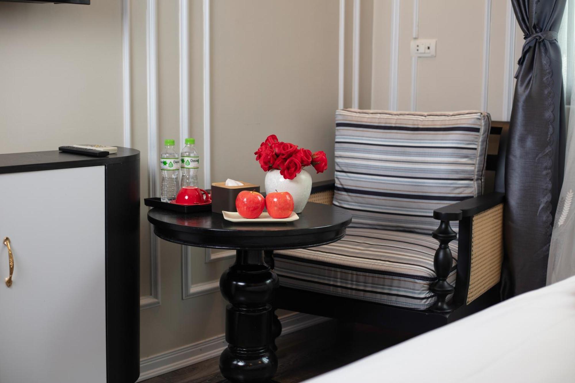 Omina Hanoi Hotel & Travel ภายนอก รูปภาพ