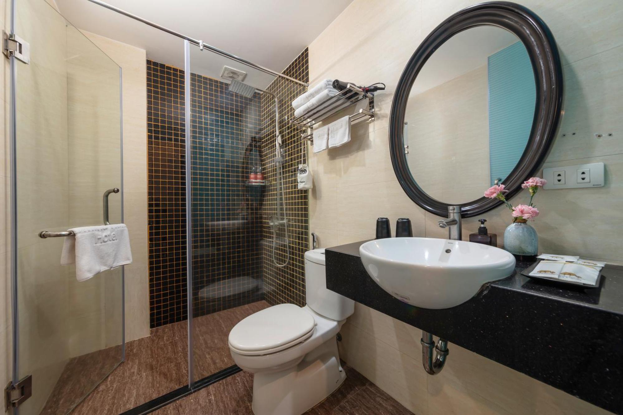 Omina Hanoi Hotel & Travel ภายนอก รูปภาพ